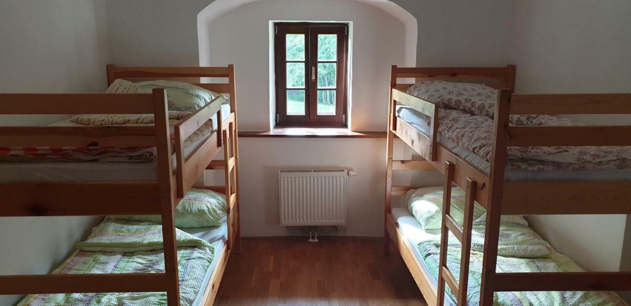 Dom Pristava Hotel Йесенице Екстериор снимка